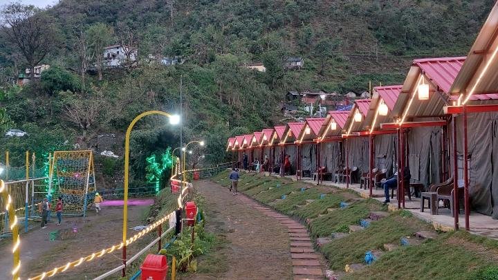 rishikesh camps shivpuri